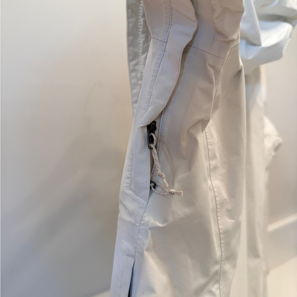 Patagonia Torrentshell 3L Jacket - Picture 12 of 13